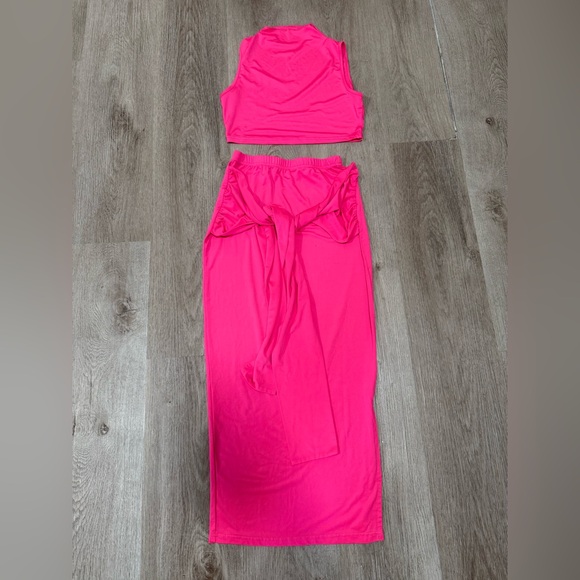 Hot Pink Two Piece Set Crop Top + Tie Front Midi Skirt Stretch Polyester XS - Picture 2 of 4